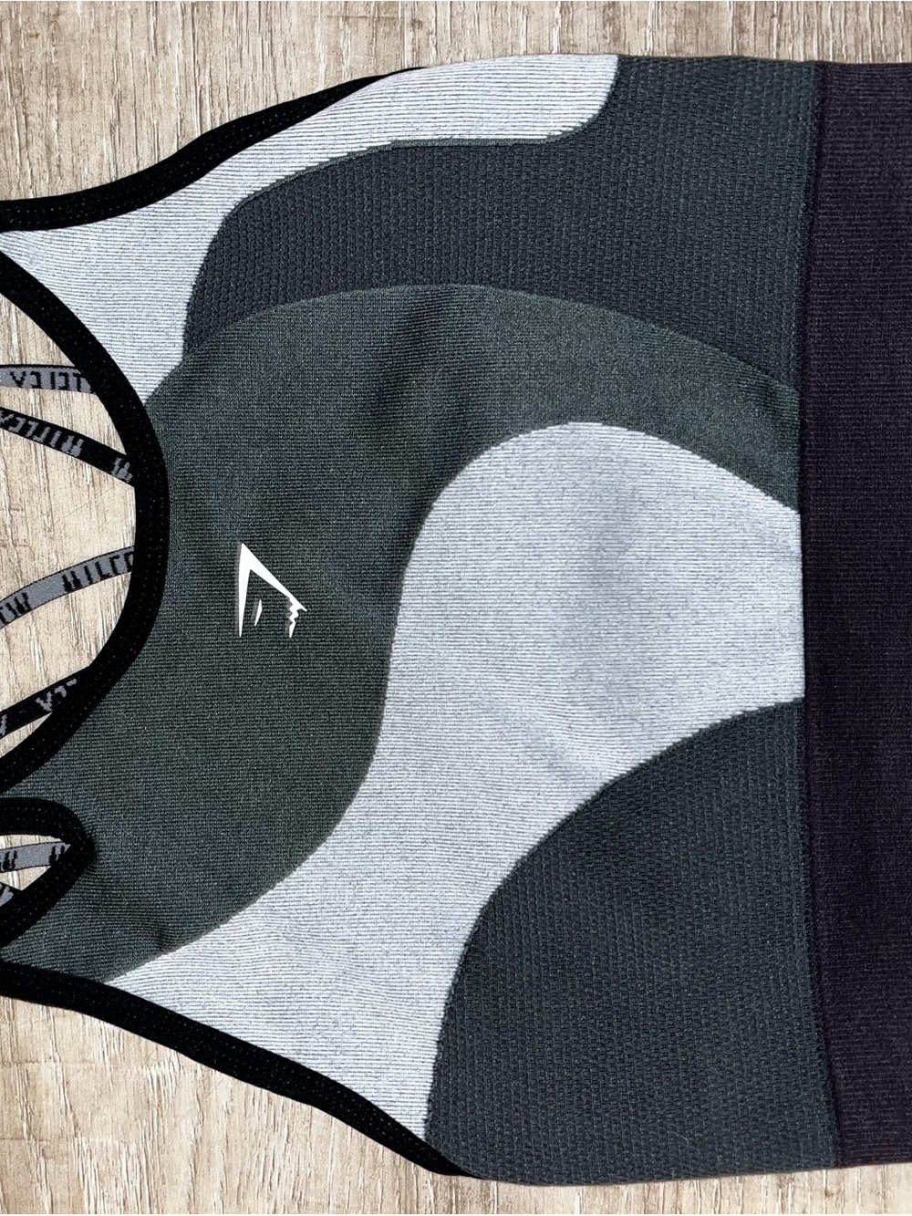 Gymshark sports bra - Gray & Green